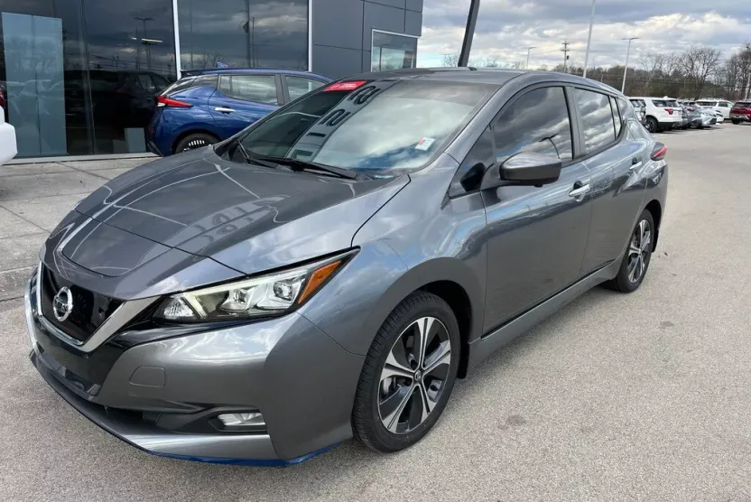 2021 Nissan Leaf SV Plus photo 1