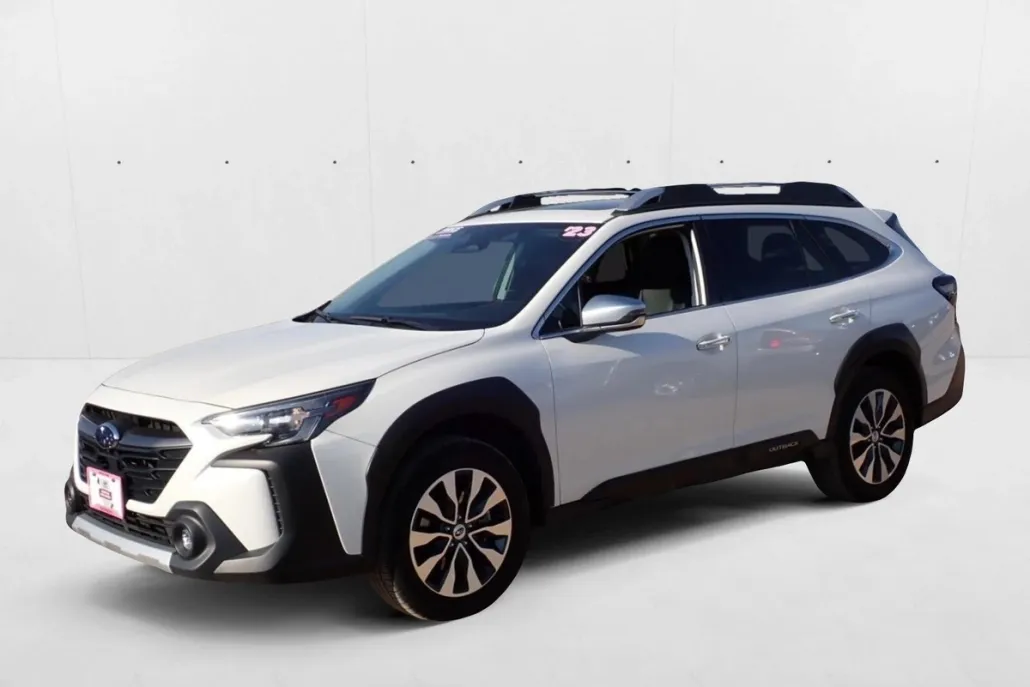 2024 Subaru Outback Touring XT photo 1