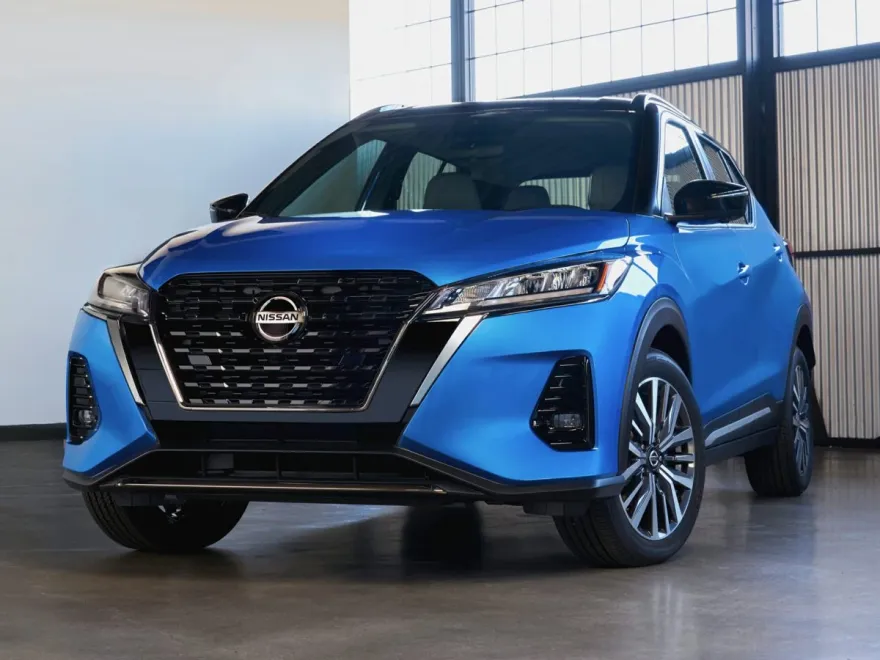 2021 Nissan Kicks SR photo 1