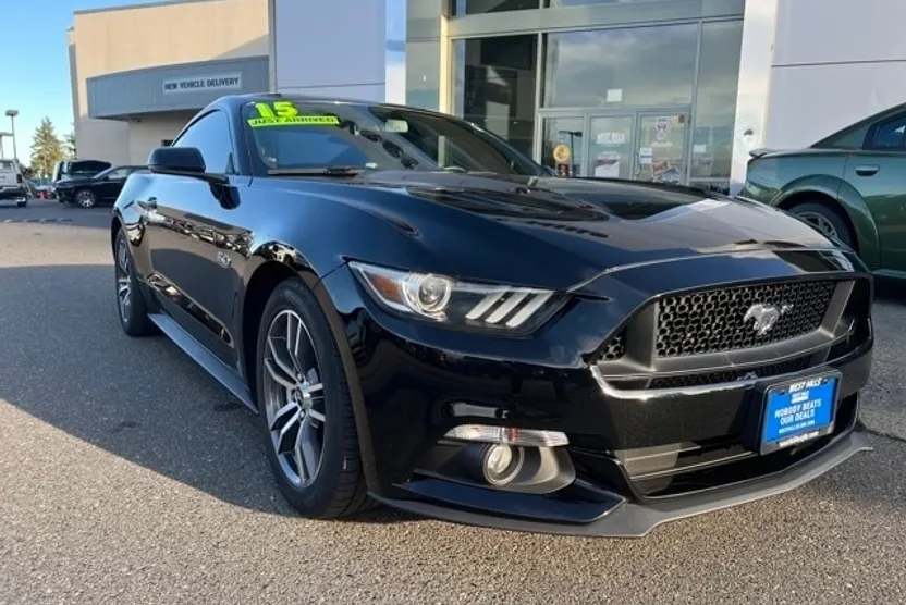 2015 Ford Mustang GT Premium photo 1