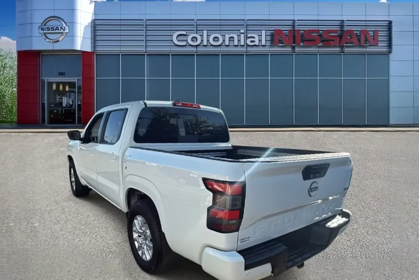 2024 Nissan Frontier SV photo 1