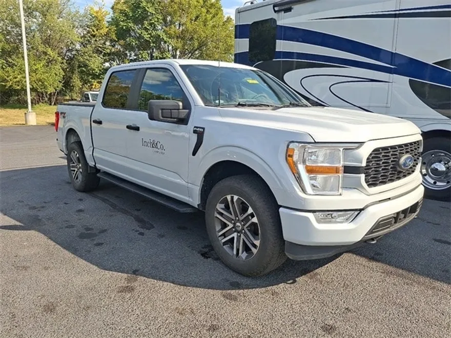 2022 Ford F-150 XL photo 1