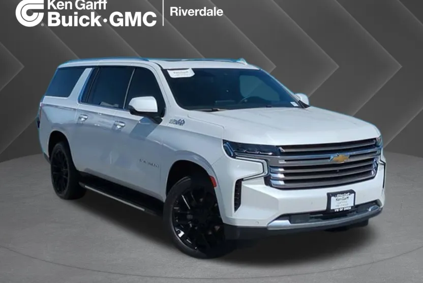 2023 Chevrolet Suburban High Country photo 1