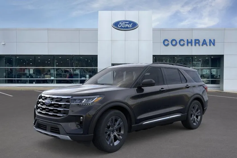 2025 Ford Explorer photo 1
