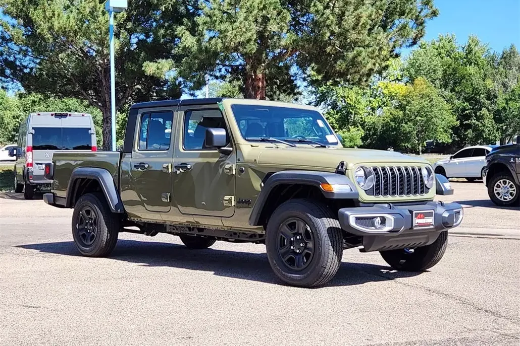 2025 Jeep Gladiator Sport photo 1
