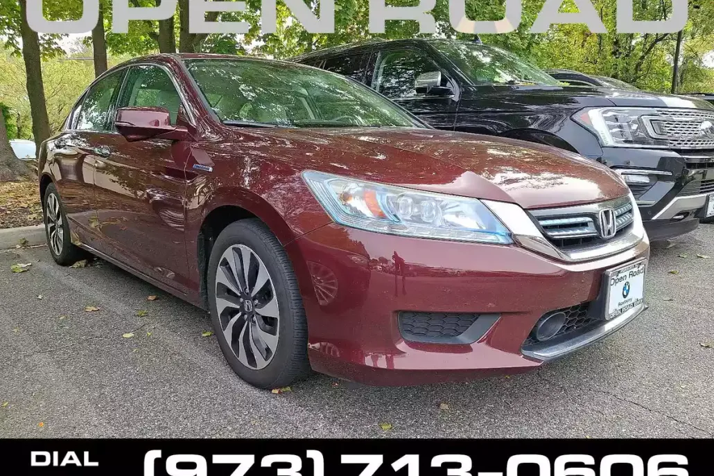 2015 Honda Accord Hybrid Touring photo 1