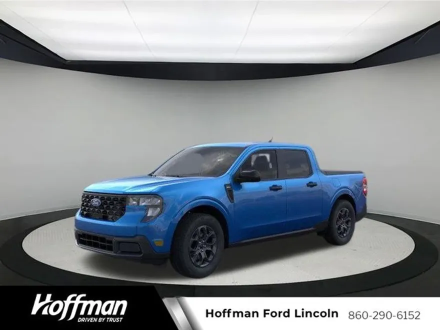 2025 Ford Maverick XLT photo 1