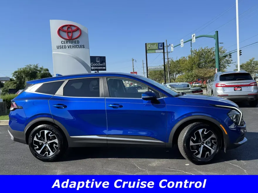 2024 Kia Sportage EX photo 1