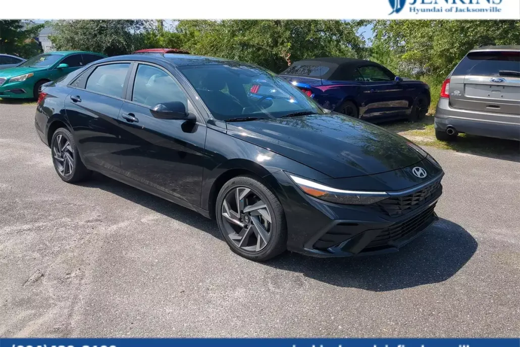 2025 Hyundai Elantra Hybrid SEL Sport photo 1
