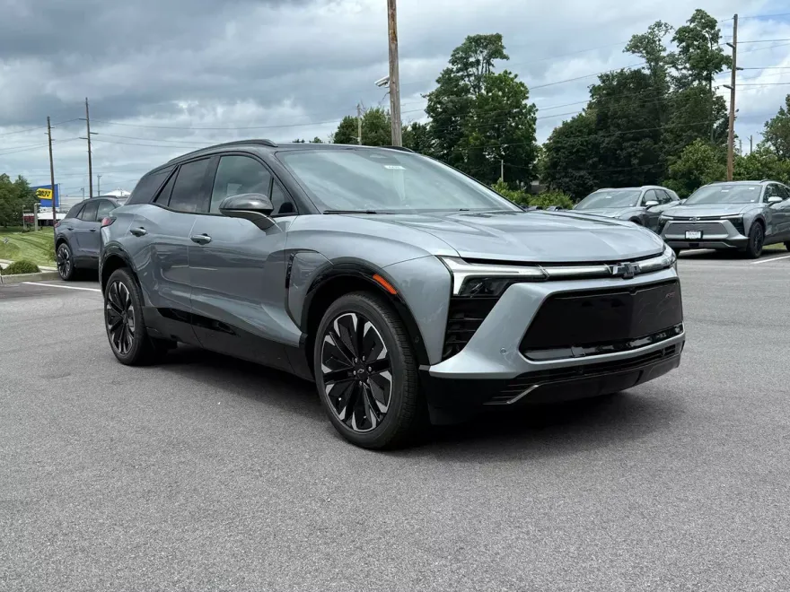 2025 Chevrolet Blazer EV RS photo 1