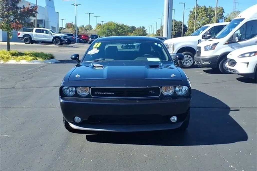 2011 Dodge Challenger R/T photo 1