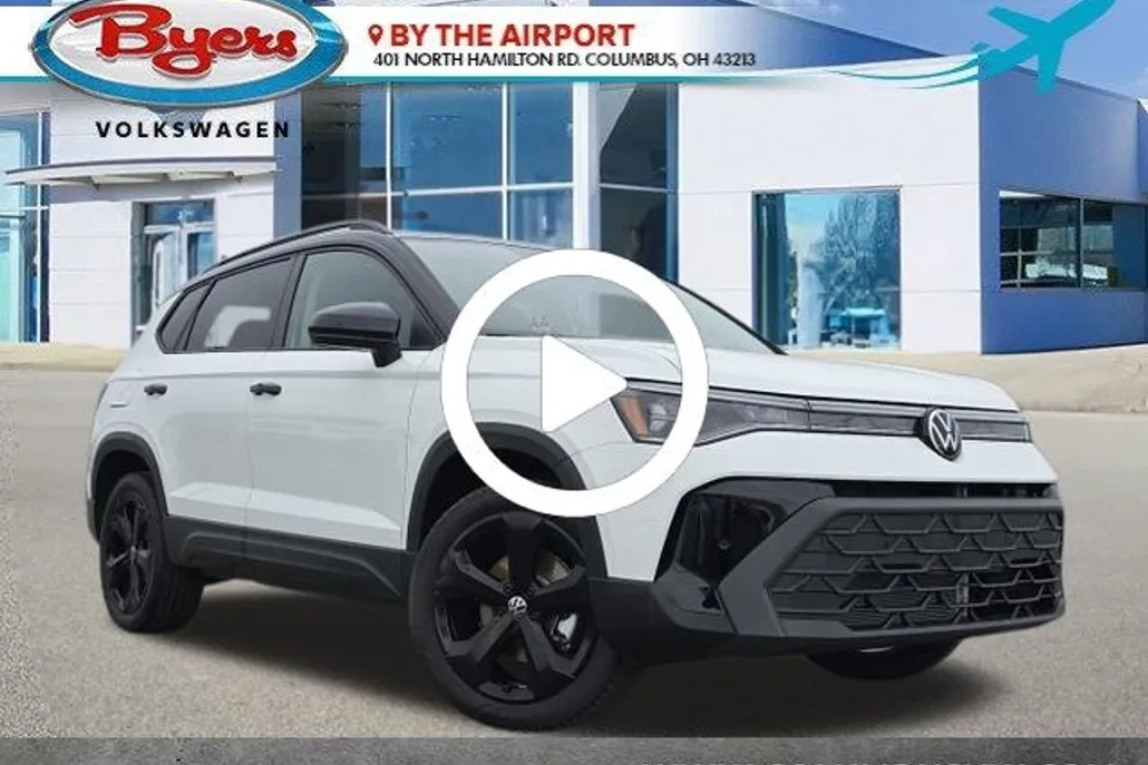 2025 Volkswagen Taos SE photo 1