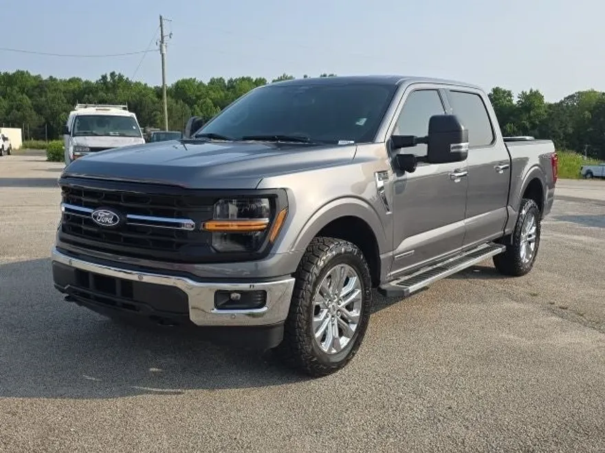 2024 Ford F-150 XLT photo 1