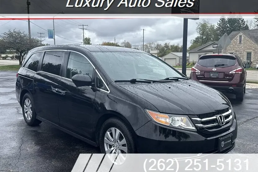 2016 Honda Odyssey EX photo 1