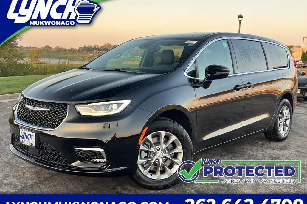 2026 Chrysler Pacifica photo 1