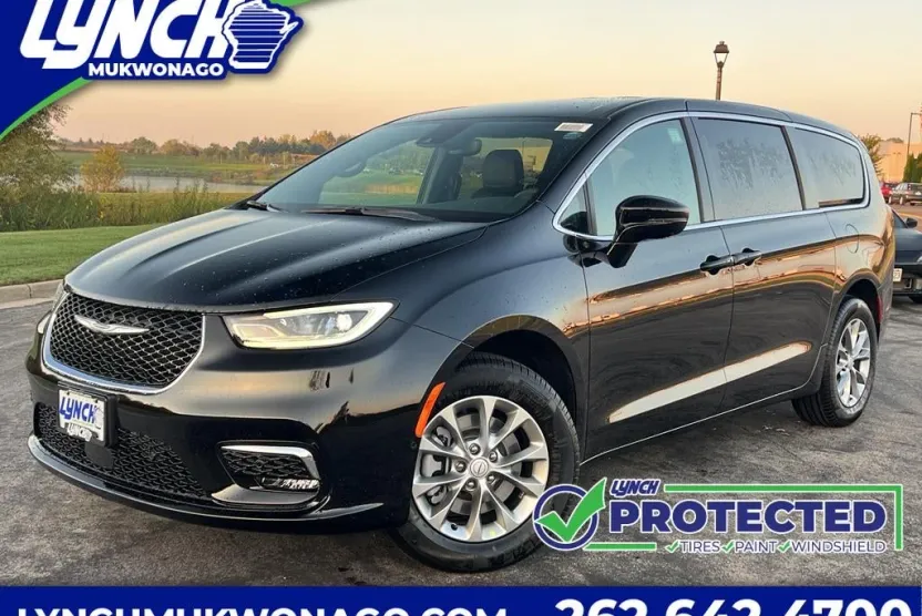 2026 Chrysler Pacifica photo 1