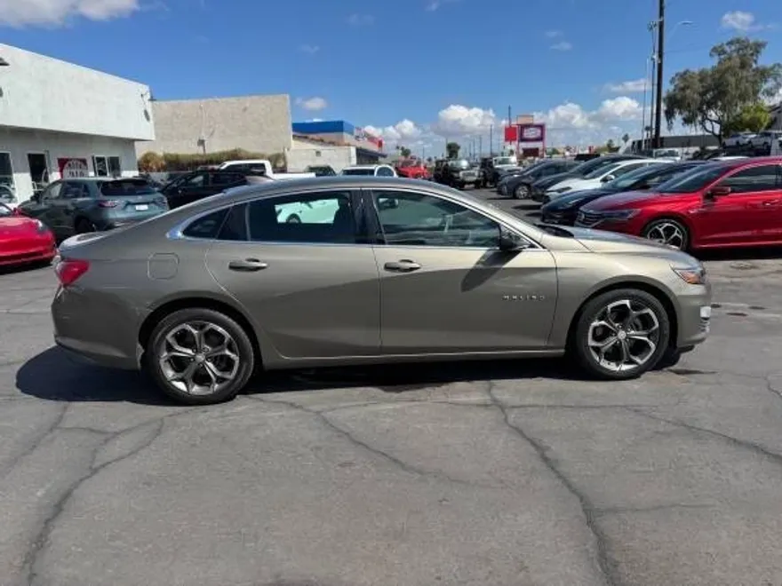 2020 Chevrolet Malibu 1LT photo 1