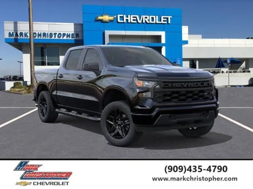 2025 Chevrolet Silverado 1500 Custom photo 1