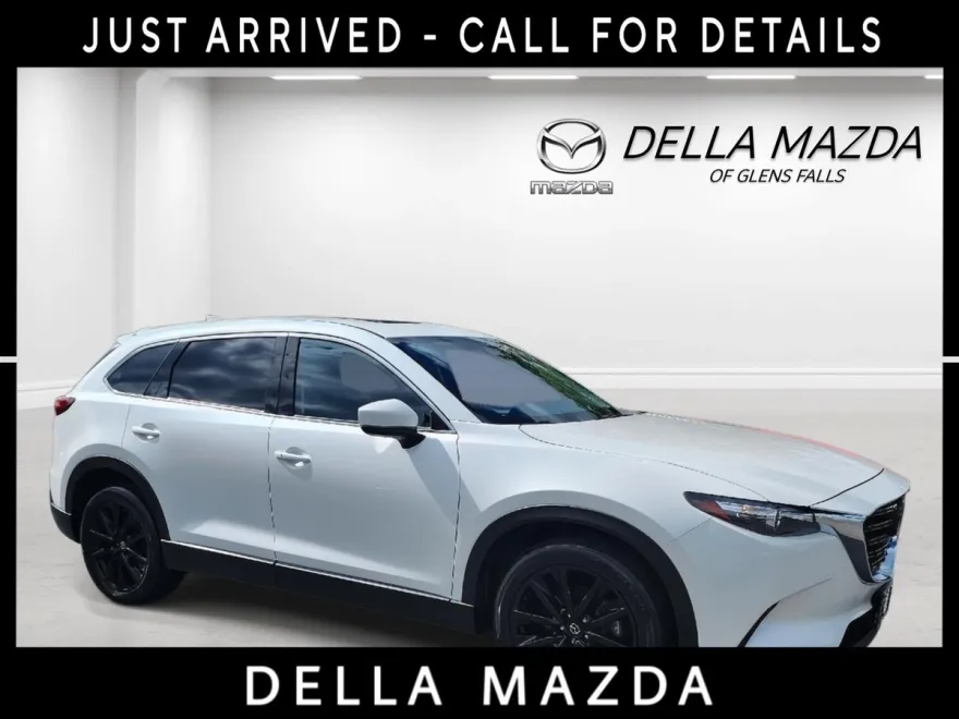 2023 Mazda CX-9 Touring photo 1