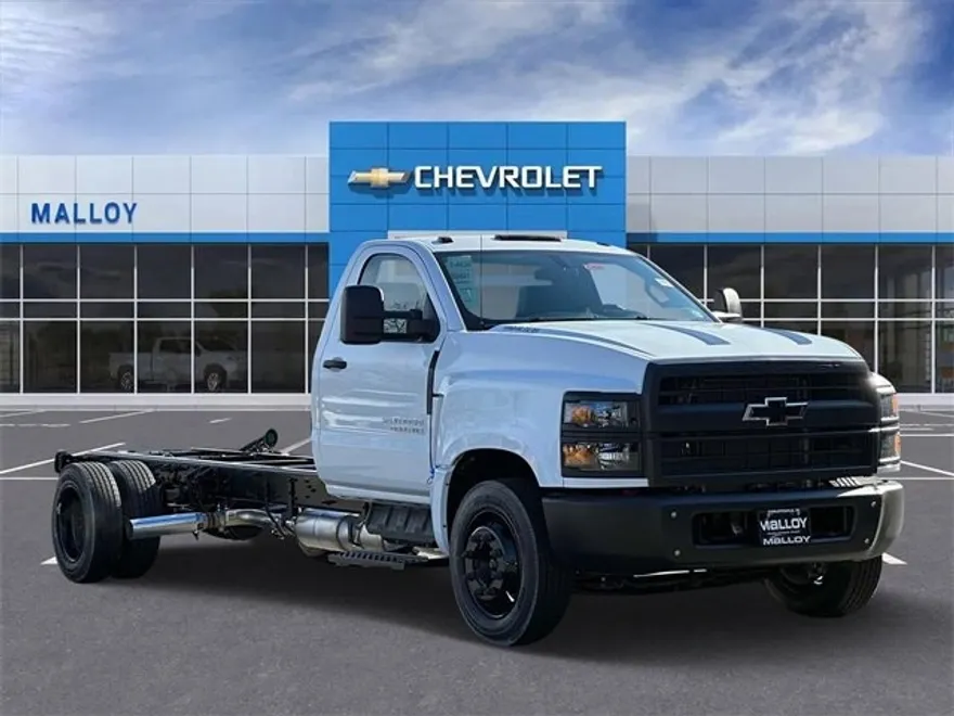 2024 Chevrolet Silverado 4500HD Work Truck photo 1
