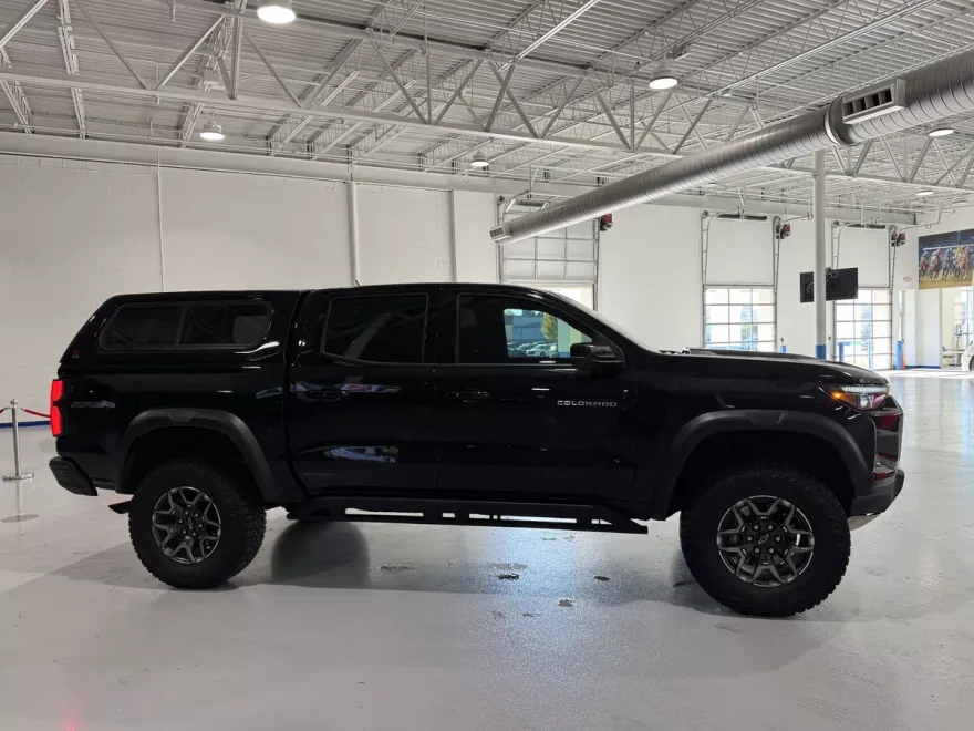 2024 Chevrolet Colorado ZR2 photo 1