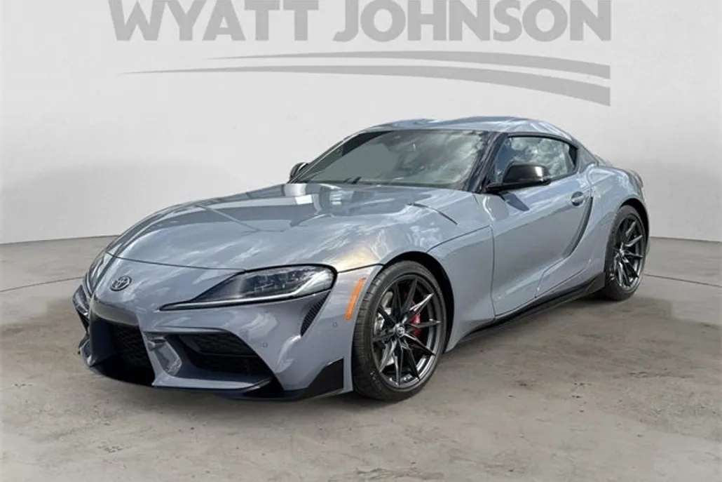 2023 Toyota Supra 3.0 photo 1