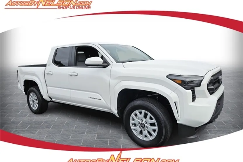 2025 Toyota Tacoma SR5 photo 1