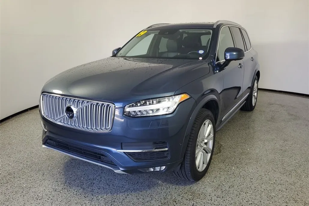 2019 Volvo XC90 T6 Inscription photo 1