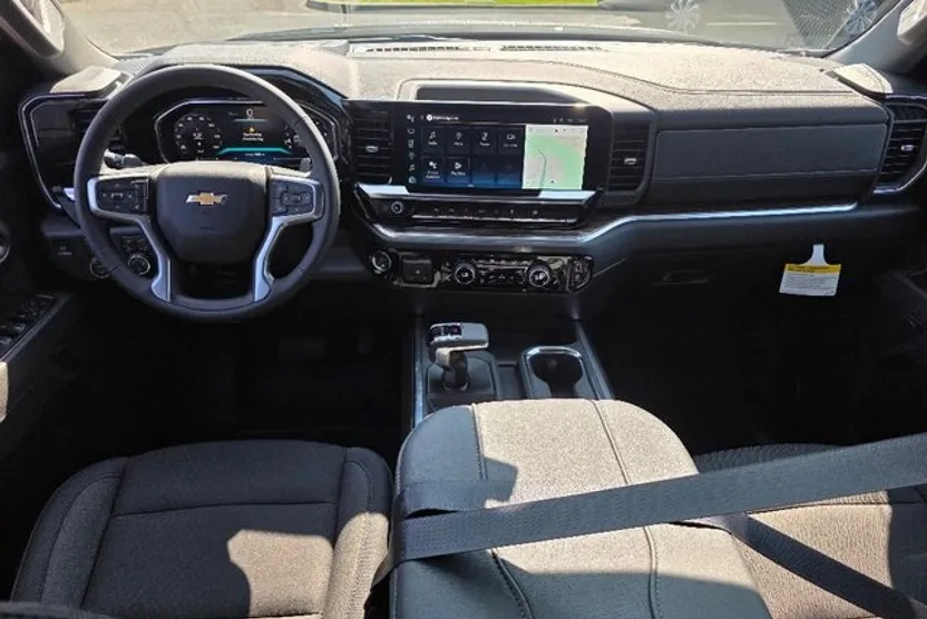 2026 Chevrolet Silverado 1500 photo 1