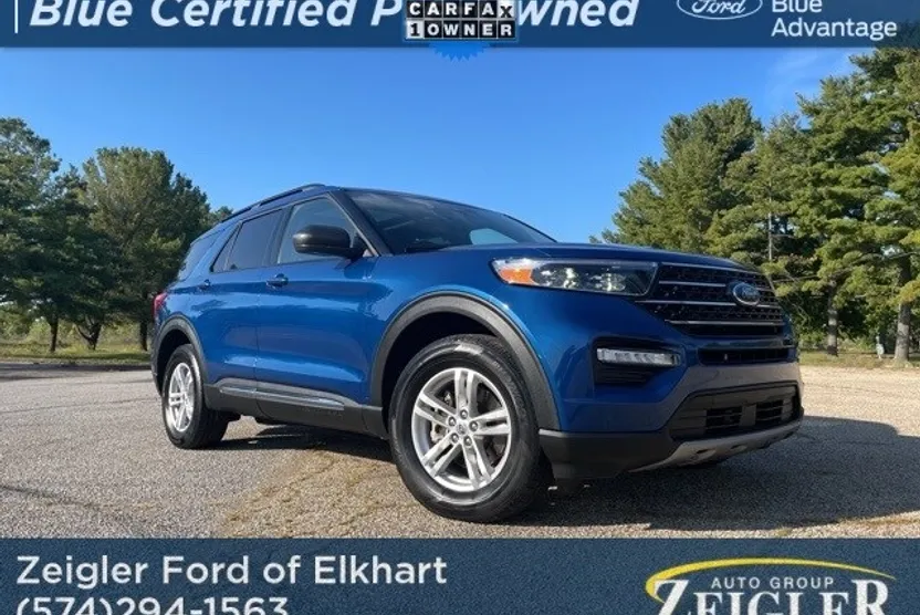 2022 Ford Explorer XLT photo 1