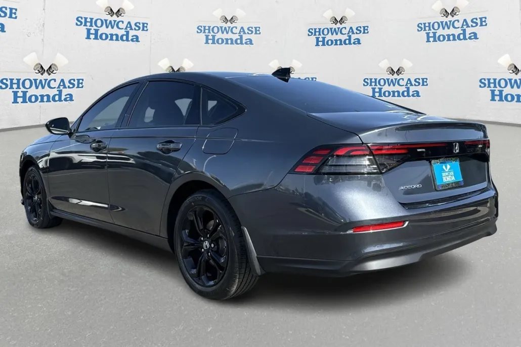 2025 Honda Accord SE photo 1