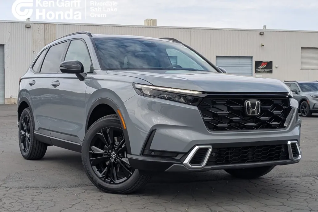2026 Honda CR-V Sport Touring Hybrid photo 1