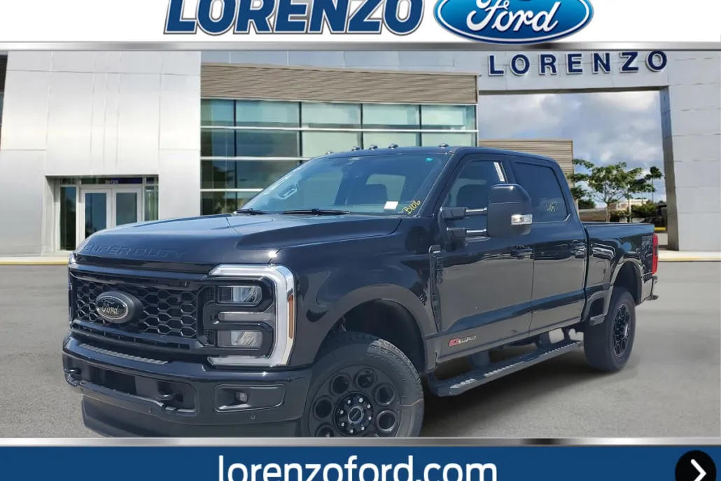 2025 Ford F-350 Lariat photo 1