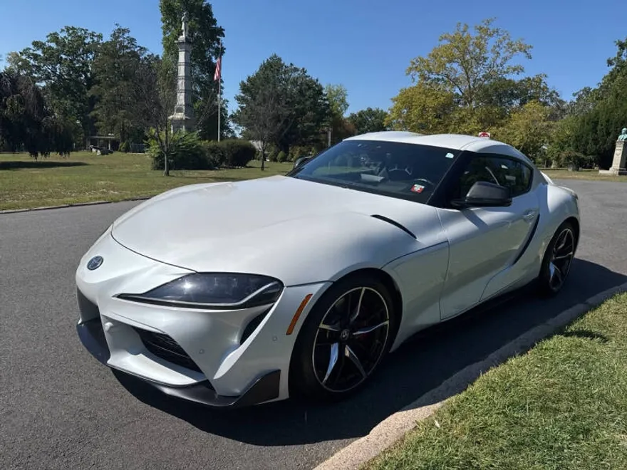 2022 Toyota Supra 3.0 photo 1