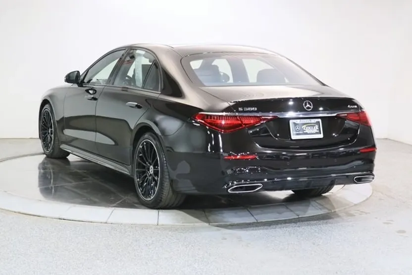 2024 Mercedes Benz S 580 4MATIC photo 1
