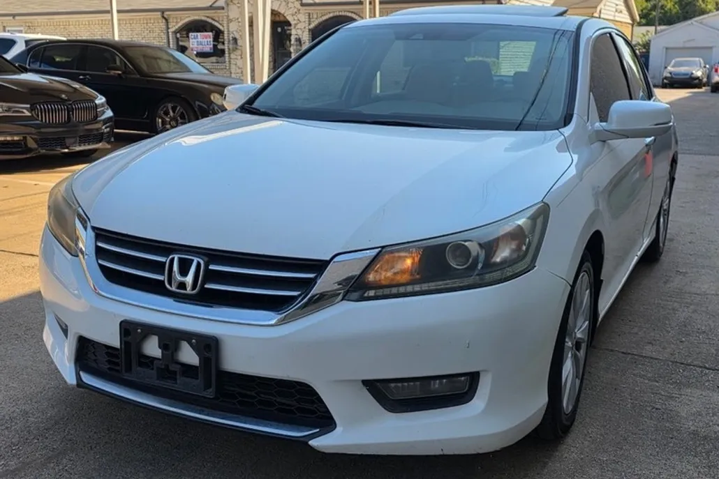 2015 Honda Accord EX-L photo 1