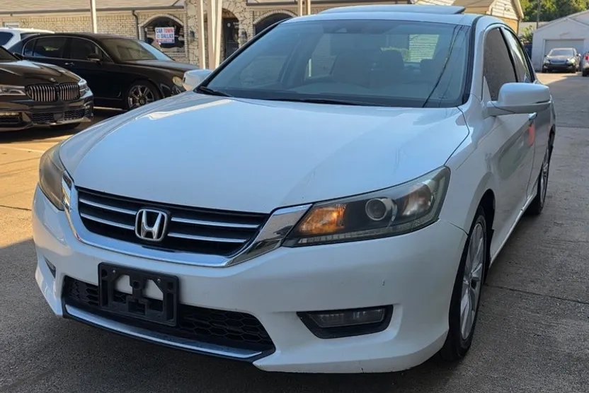 2015 Honda Accord EX-L photo 1