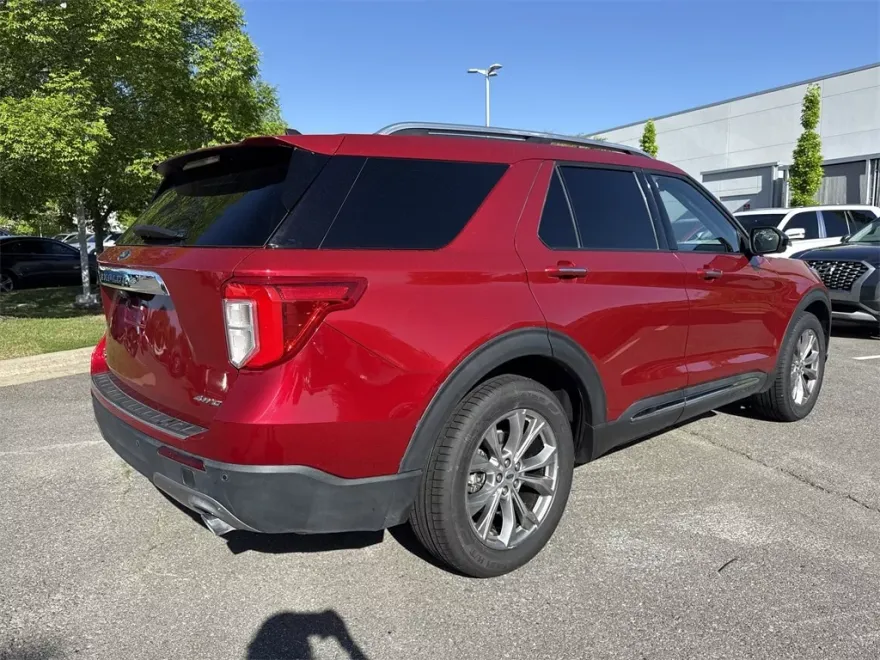 2022 Ford Explorer Limited photo 1