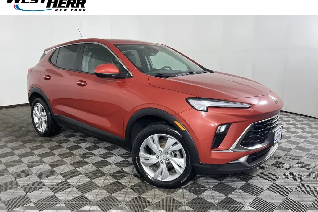 2024 Buick Encore GX Preferred photo 1