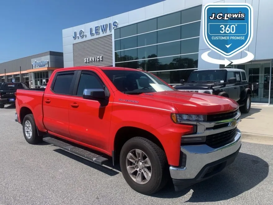 2020 Chevrolet Silverado 1500 LT photo 1