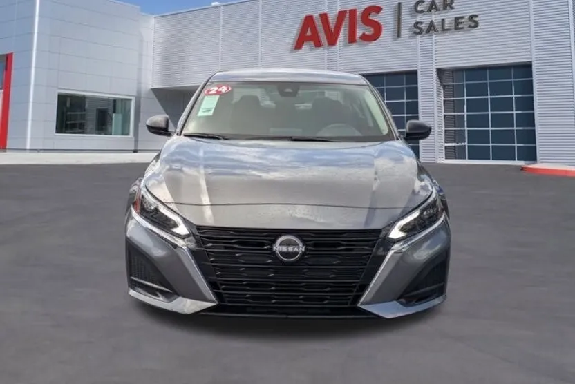 2024 Nissan Altima 2.5 SV photo 1