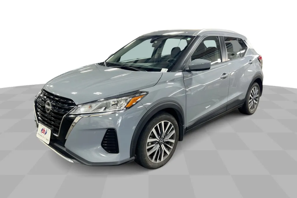 2024 Nissan Kicks SV photo 1
