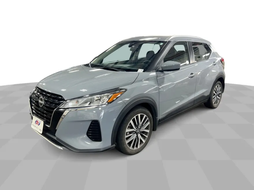 2024 Nissan Kicks SV photo 1