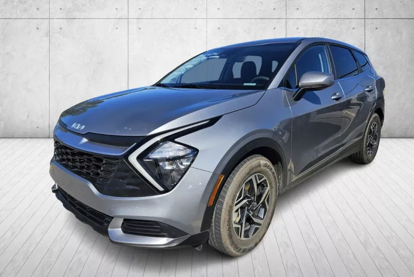2023 Kia Sportage LX photo 1