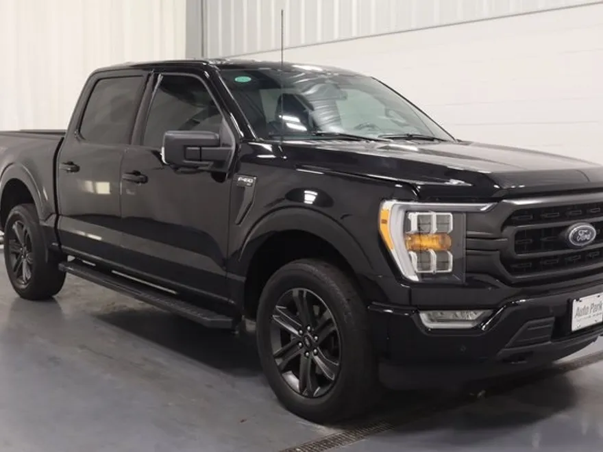 2023 Ford F-150 XLT photo 1