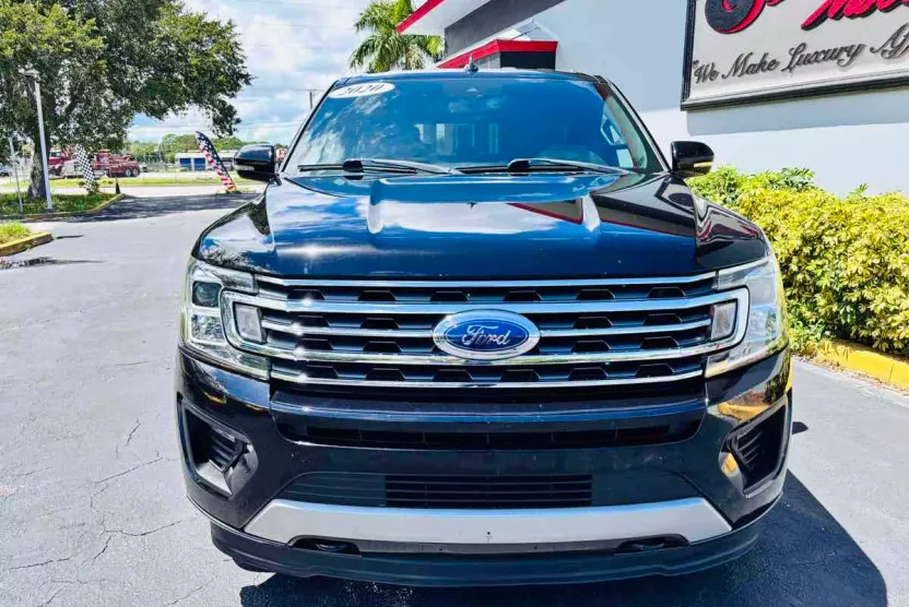 2020 Ford Expedition MAX XLT photo 1