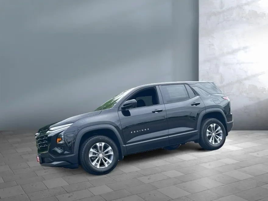 2026 Chevrolet Equinox LT photo 1
