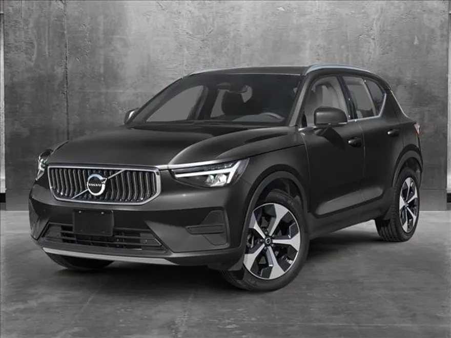 2025 Volvo XC40 Core photo 1