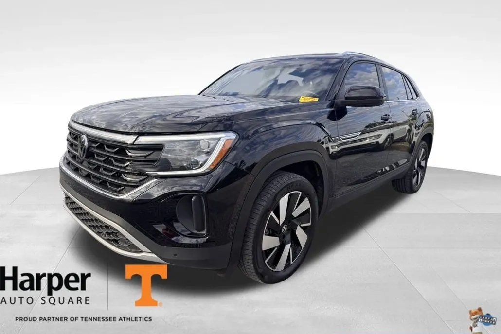 2024 Volkswagen Atlas Cross Sport SE Technology photo 1