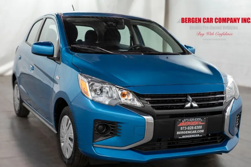 2024 Mitsubishi Mirage ES photo 1